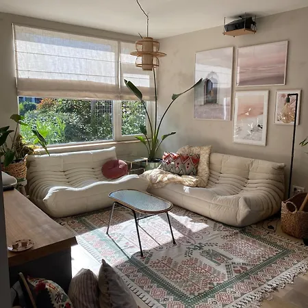 Cozy House Near Noordwijk, Haarlem And Zandvoort Apartment