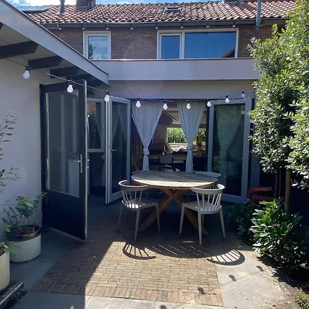 Cozy House Near Noordwijk, Haarlem And Zandvoort Vogelenzang